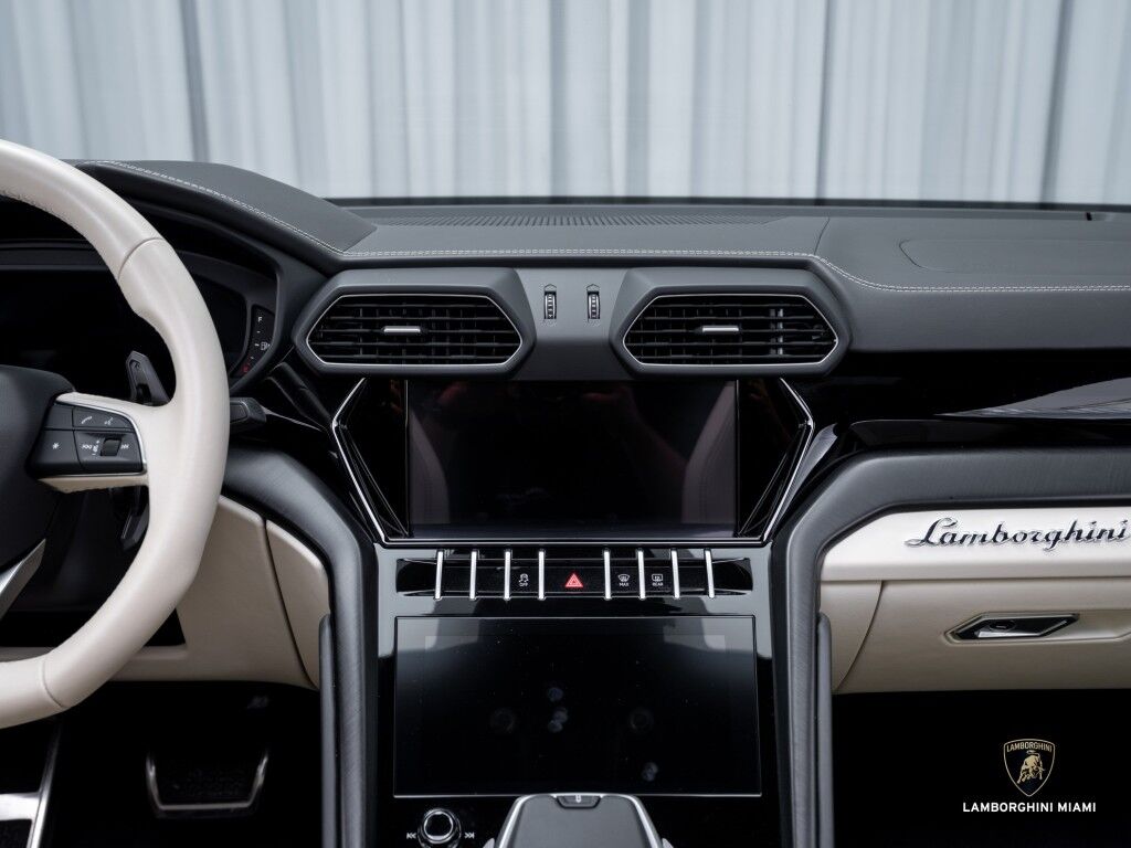 2022 Lamborghini Urus North Miami Beach FL