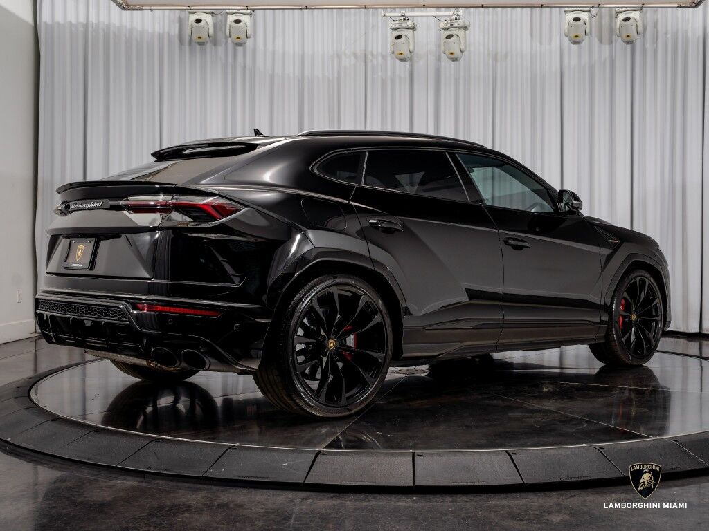 2022 Lamborghini Urus North Miami Beach FL