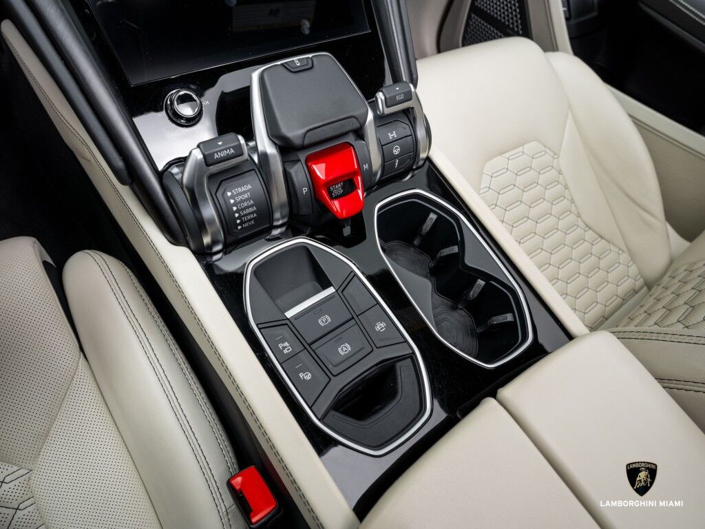 2022 Lamborghini Urus North Miami Beach FL