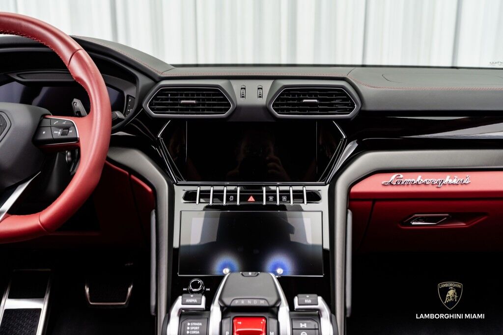 2022 Lamborghini Urus North Miami Beach FL