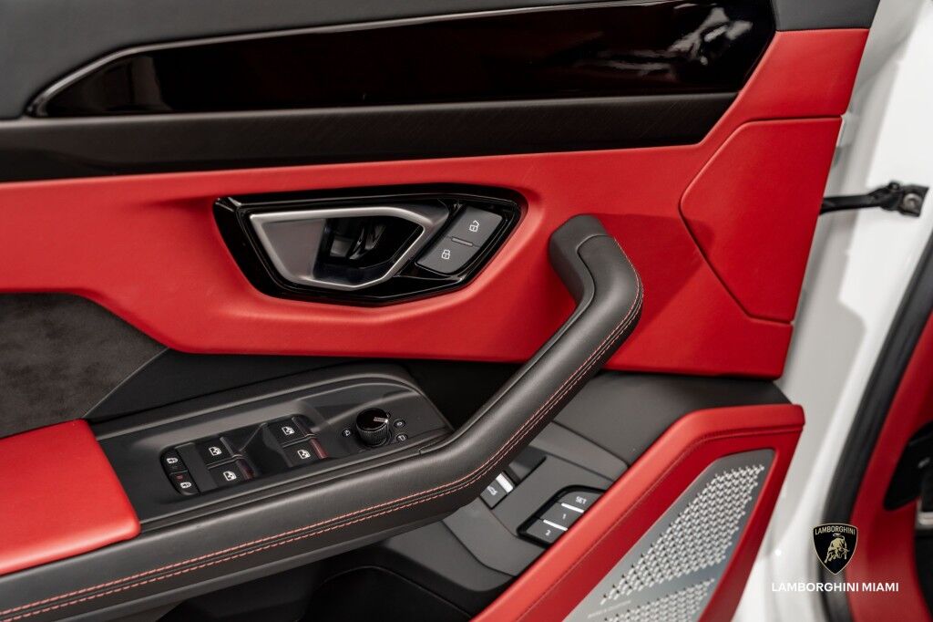 2022 Lamborghini Urus North Miami Beach FL