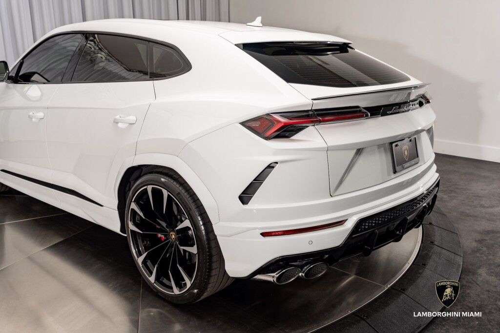 2022 Lamborghini Urus North Miami Beach FL