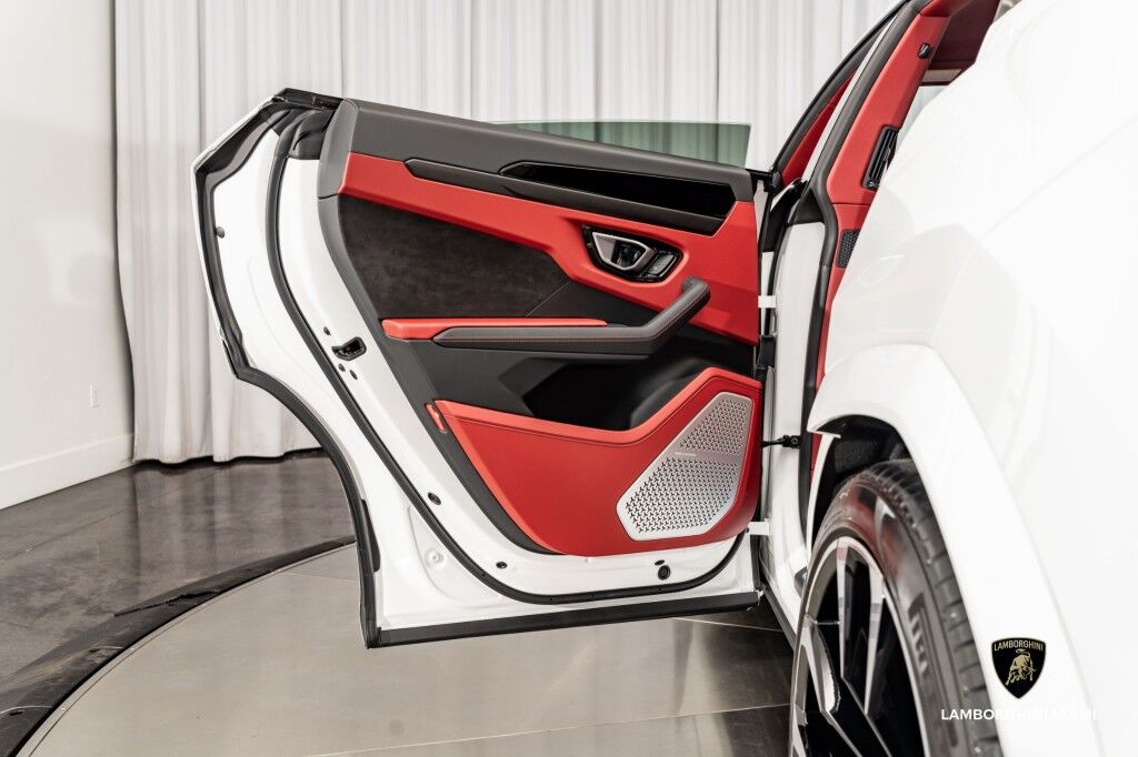 2022 Lamborghini Urus North Miami Beach FL