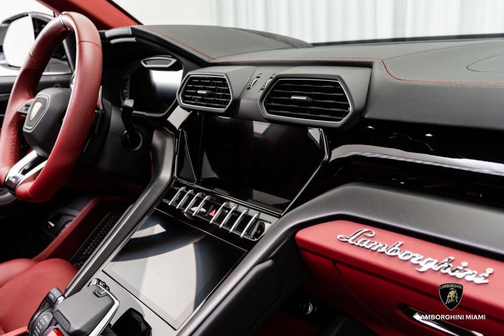 2022 Lamborghini Urus North Miami Beach FL