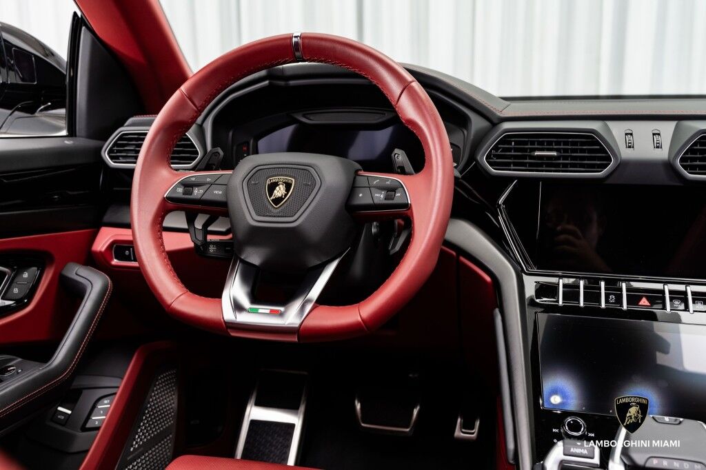 2022 Lamborghini Urus North Miami Beach FL