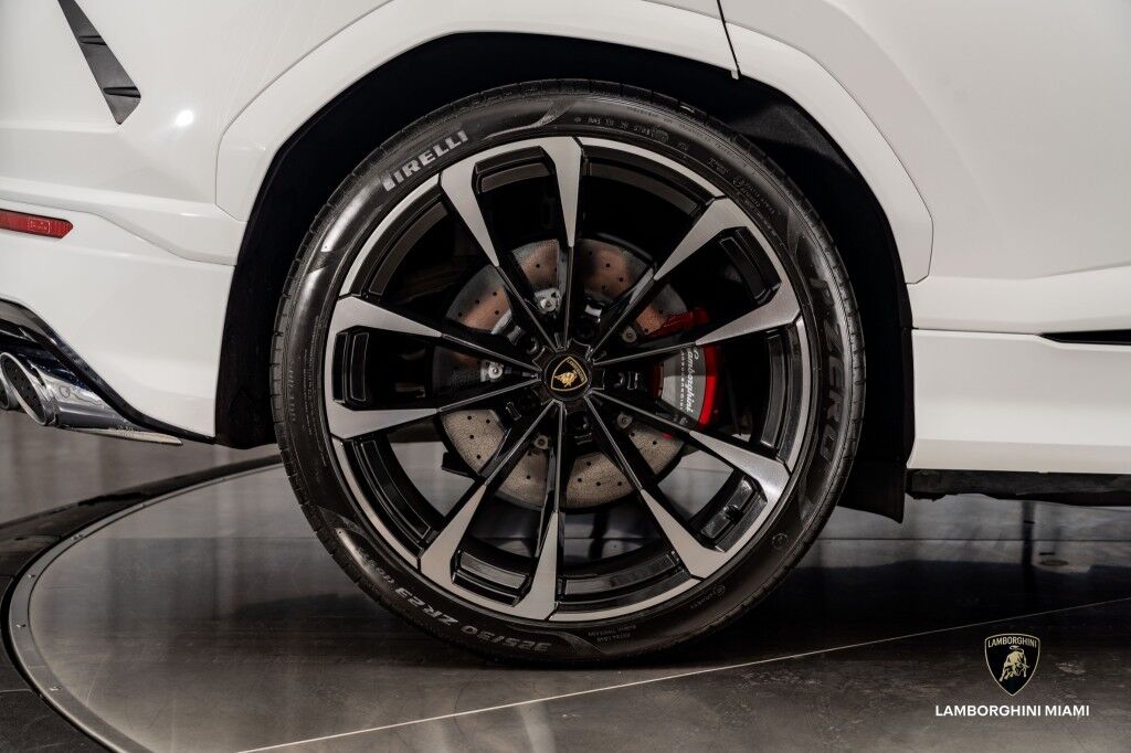 2022 Lamborghini Urus North Miami Beach FL