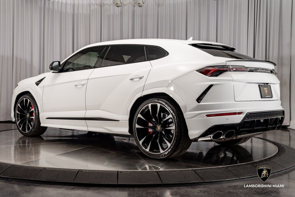 2022 Lamborghini Urus North Miami Beach FL