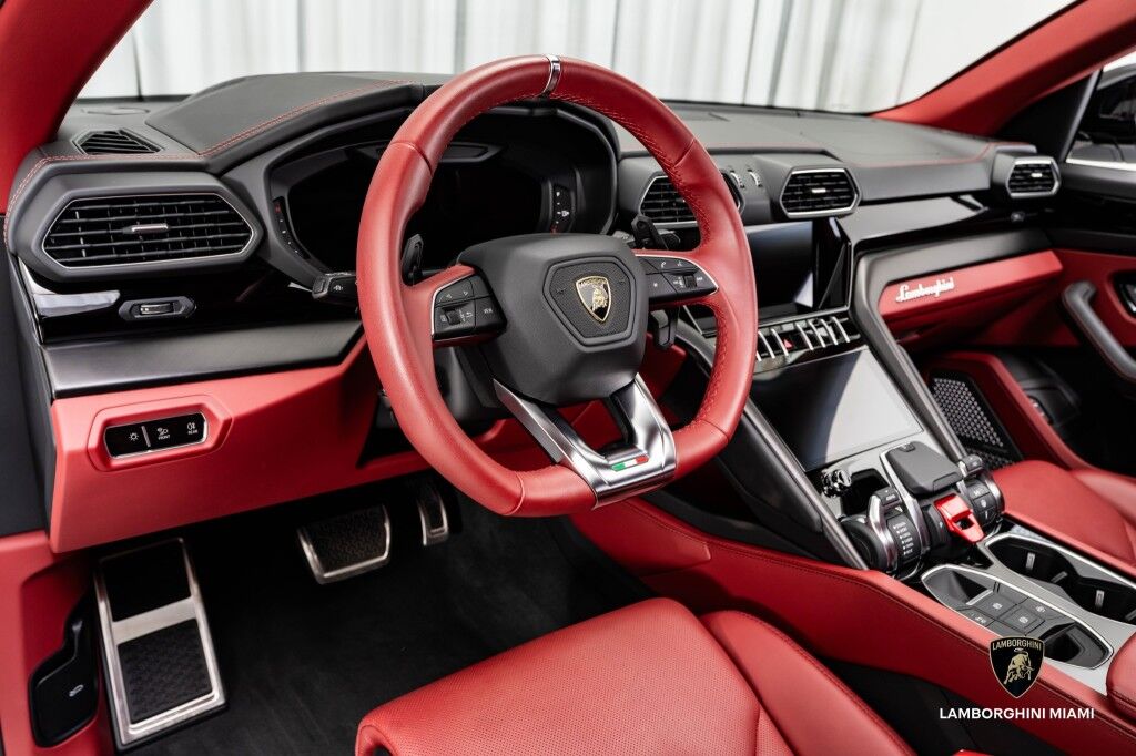 2022 Lamborghini Urus North Miami Beach FL