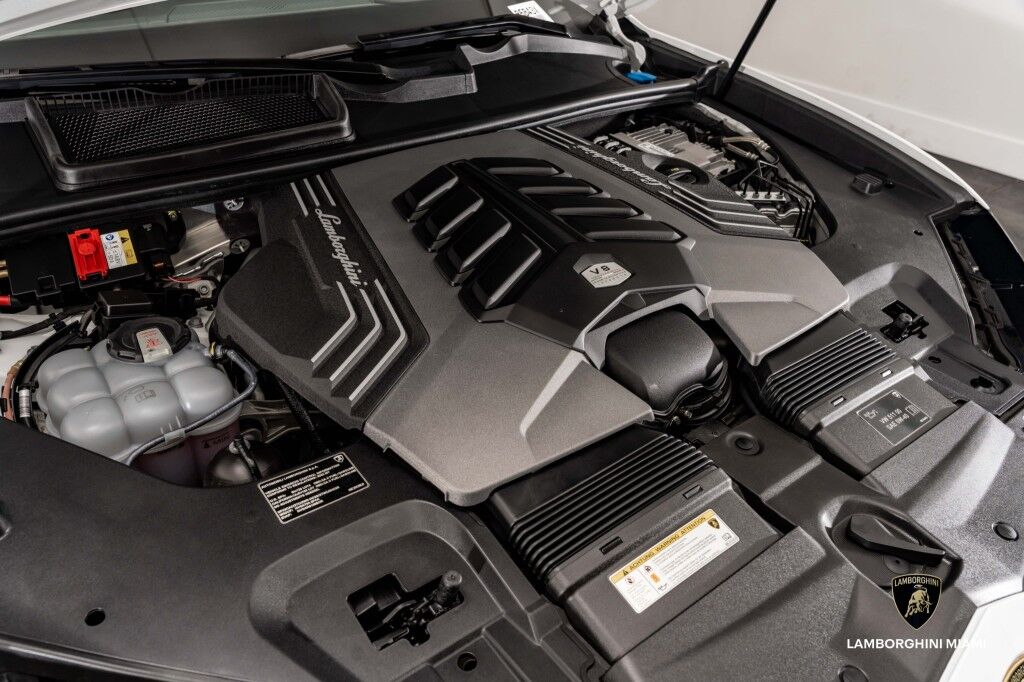 2022 Lamborghini Urus North Miami Beach FL