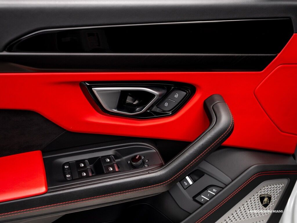 2022 Lamborghini Urus North Miami Beach FL
