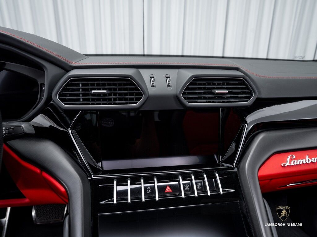 2022 Lamborghini Urus North Miami Beach FL