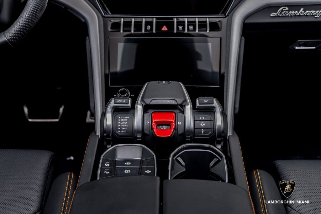 2022 Lamborghini Urus North Miami Beach FL