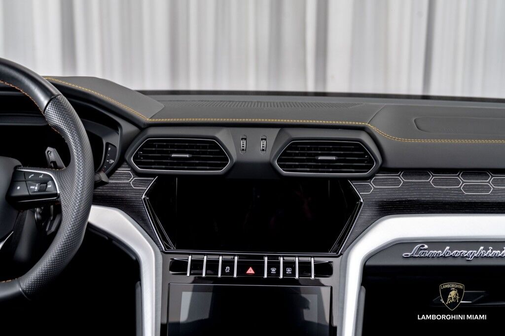 2022 Lamborghini Urus North Miami Beach FL