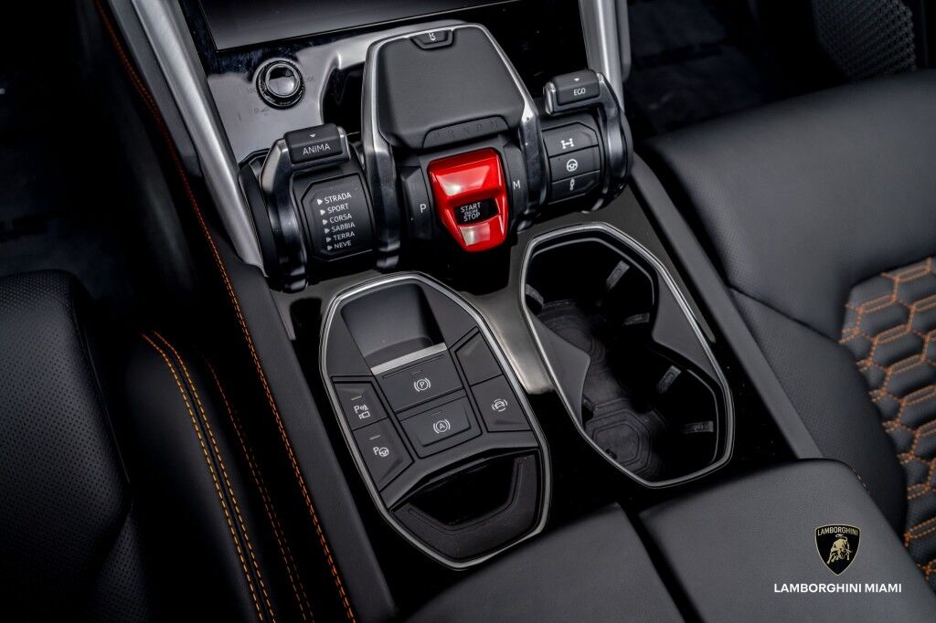 2022 Lamborghini Urus North Miami Beach FL