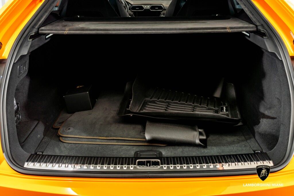 2022 Lamborghini Urus North Miami Beach FL