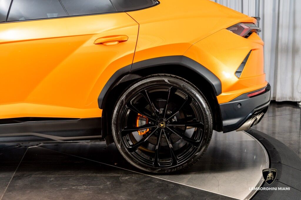 2022 Lamborghini Urus North Miami Beach FL