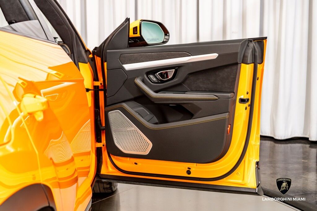 2022 Lamborghini Urus North Miami Beach FL