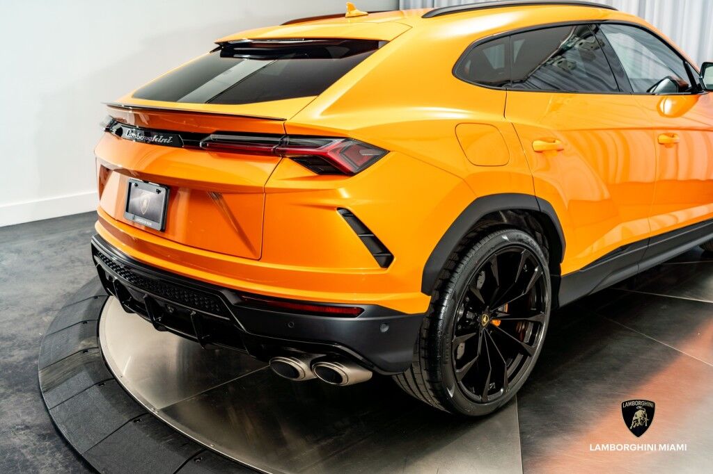 2022 Lamborghini Urus North Miami Beach FL