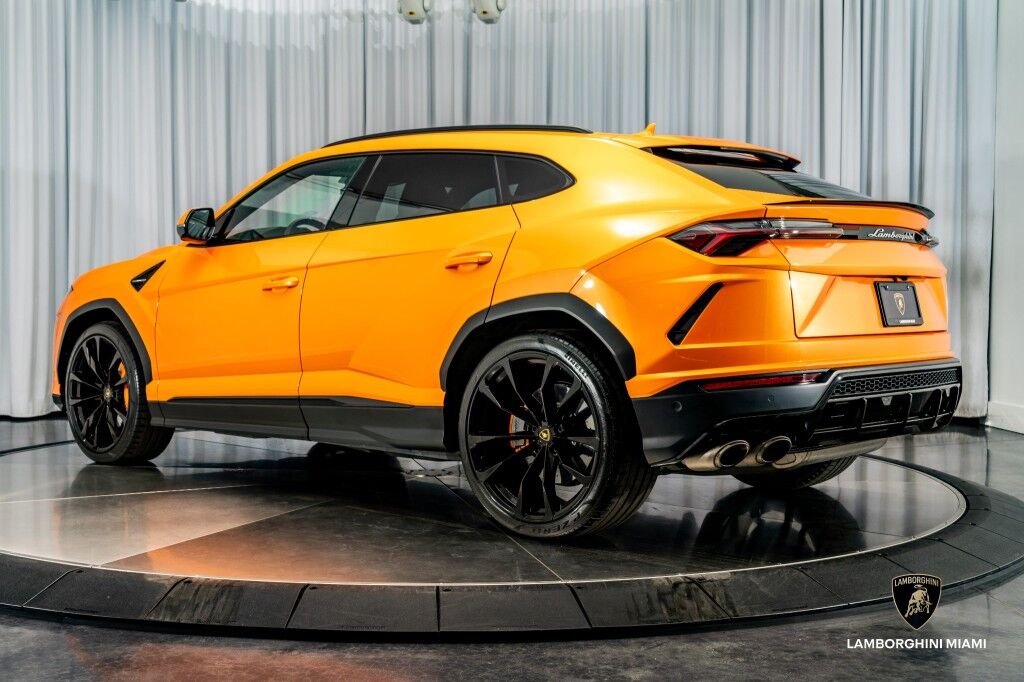 2022 Lamborghini Urus North Miami Beach FL