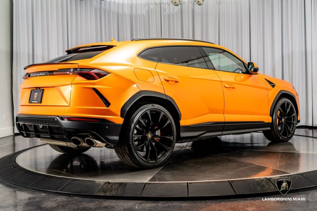 2022 Lamborghini Urus North Miami Beach FL