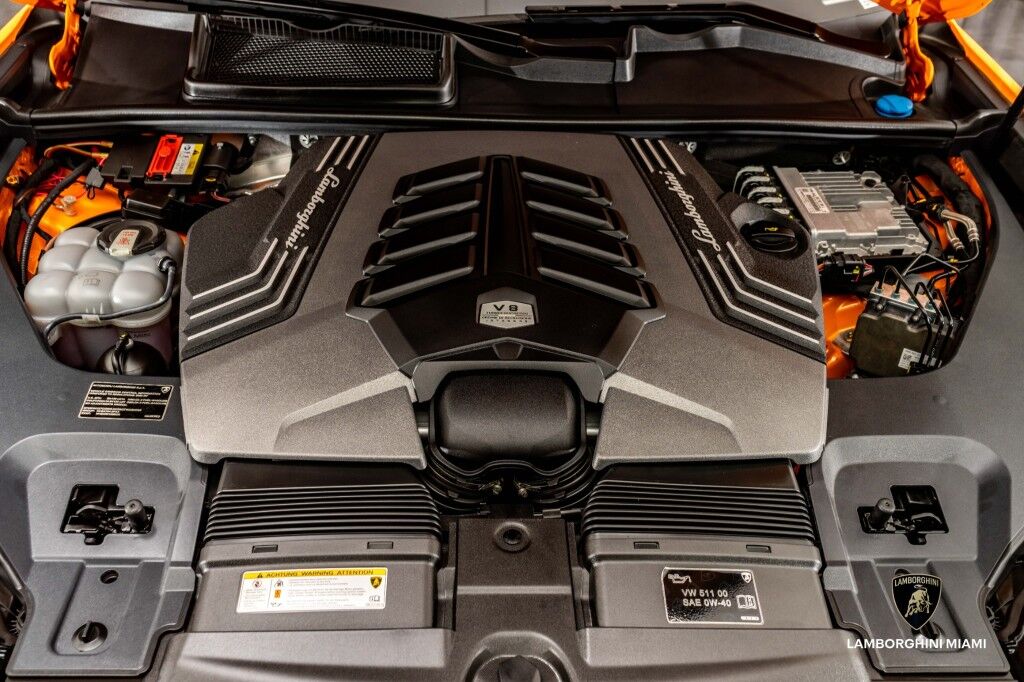 2022 Lamborghini Urus North Miami Beach FL