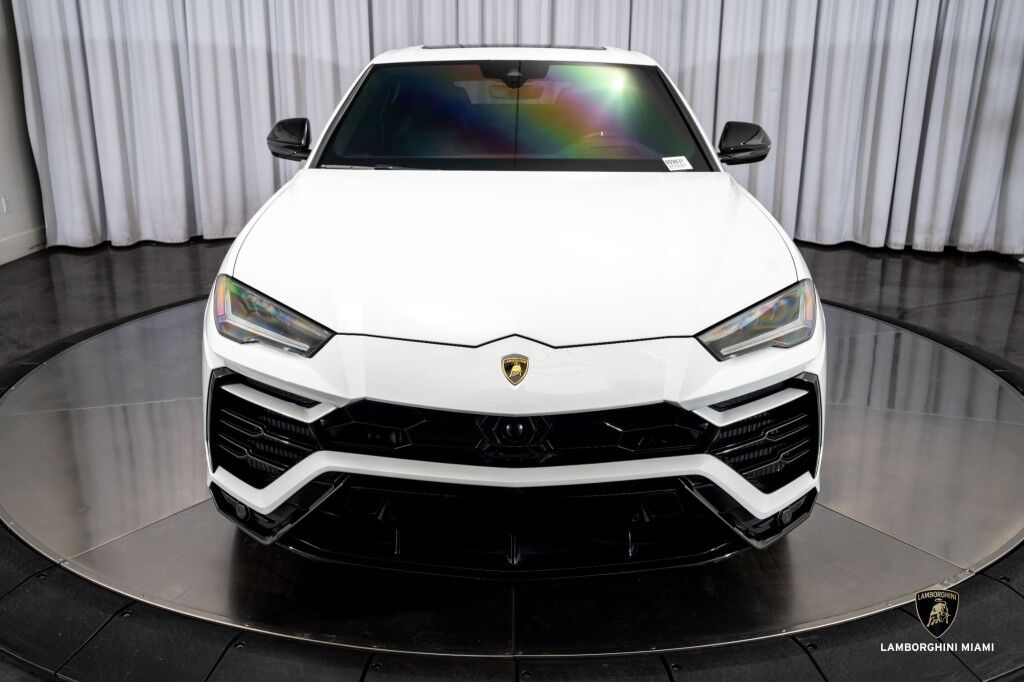 2022 Lamborghini Urus