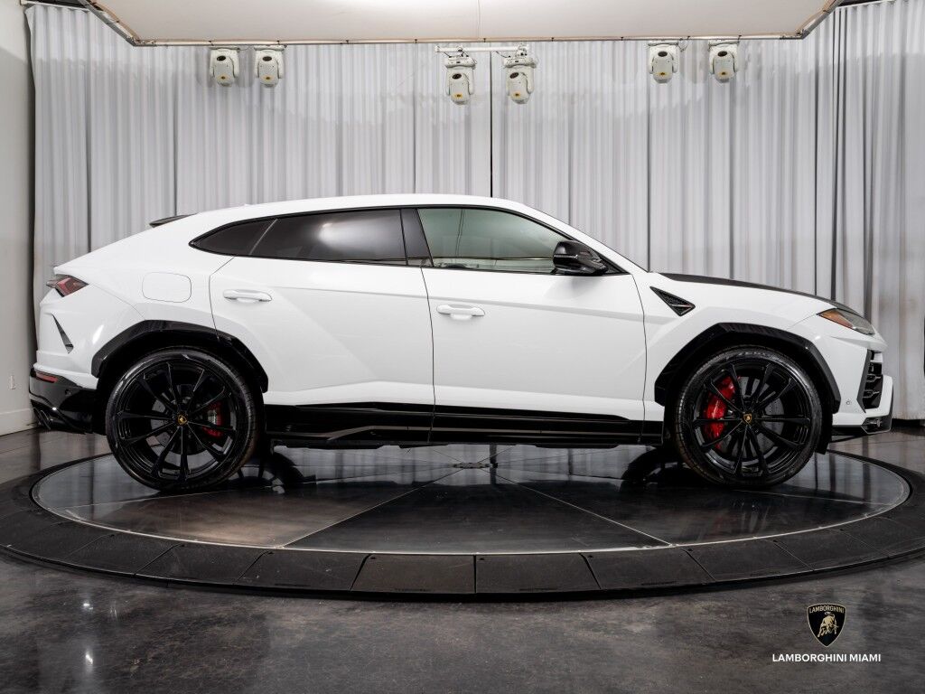 2022 Lamborghini Urus North Miami Beach FL