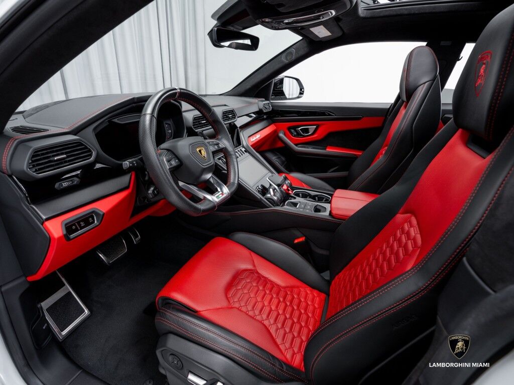 2022 Lamborghini Urus North Miami Beach FL