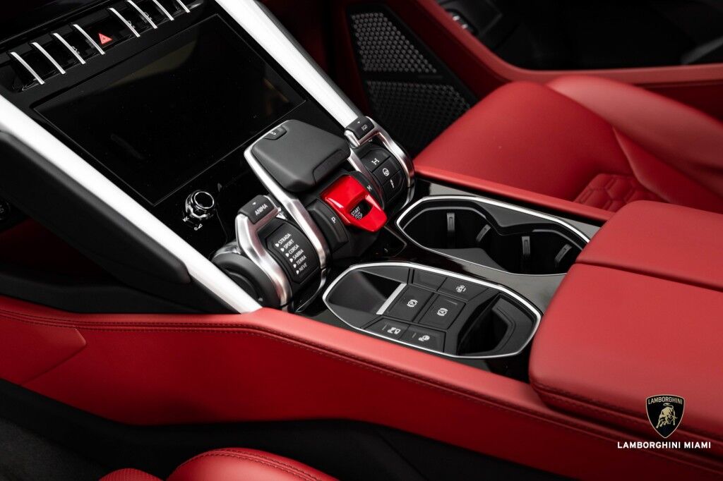2022 Lamborghini Urus North Miami Beach FL