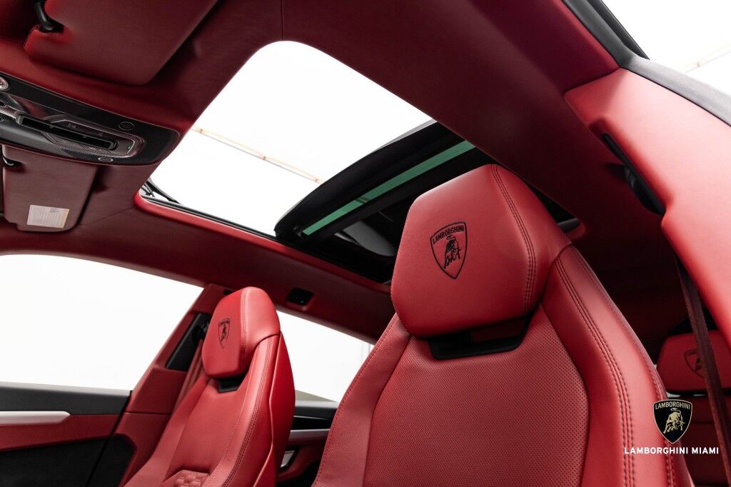 2022 Lamborghini Urus North Miami Beach FL