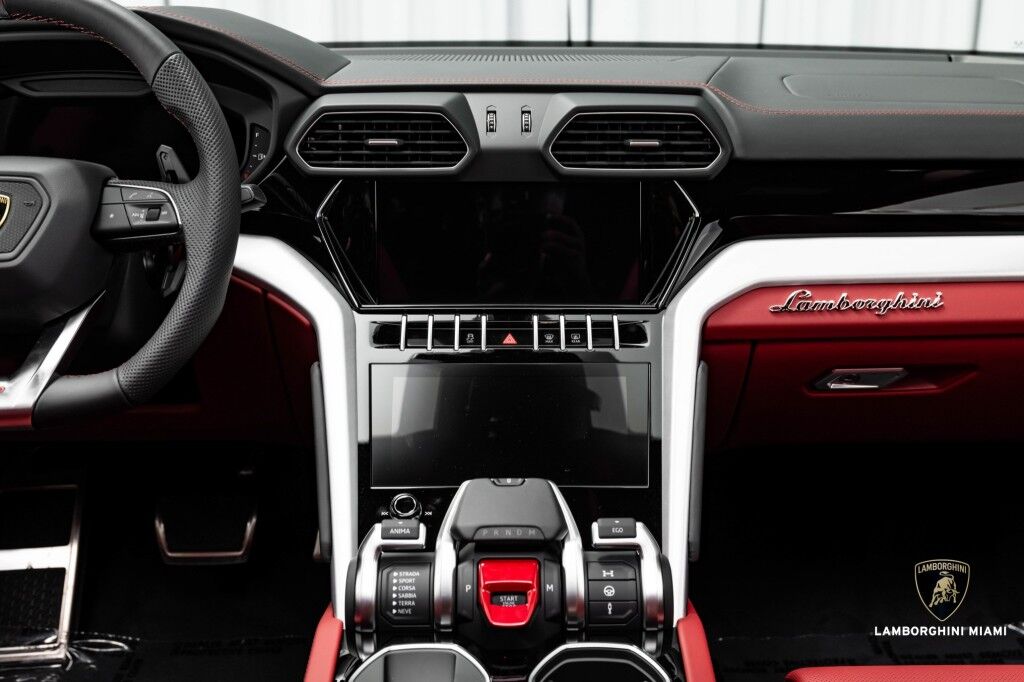 2022 Lamborghini Urus North Miami Beach FL