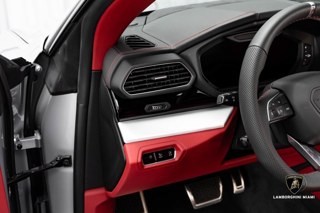 2022 Lamborghini Urus North Miami Beach FL