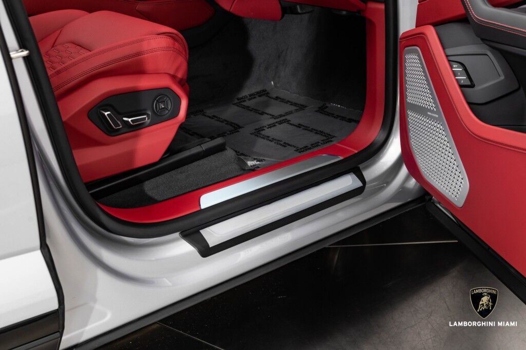 2022 Lamborghini Urus North Miami Beach FL