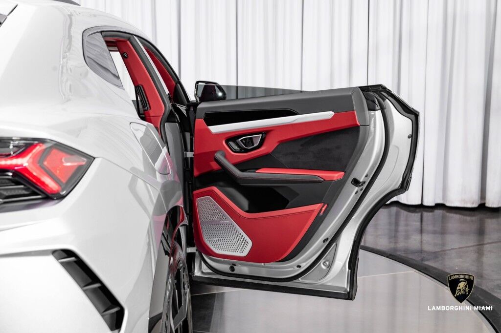 2022 Lamborghini Urus North Miami Beach FL