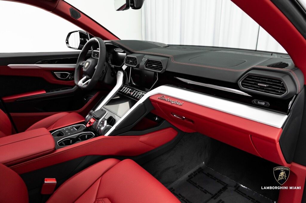 2022 Lamborghini Urus North Miami Beach FL
