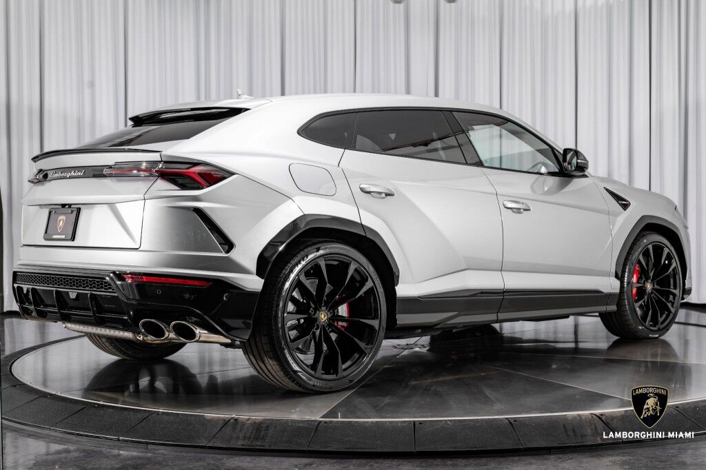 2022 Lamborghini Urus North Miami Beach FL