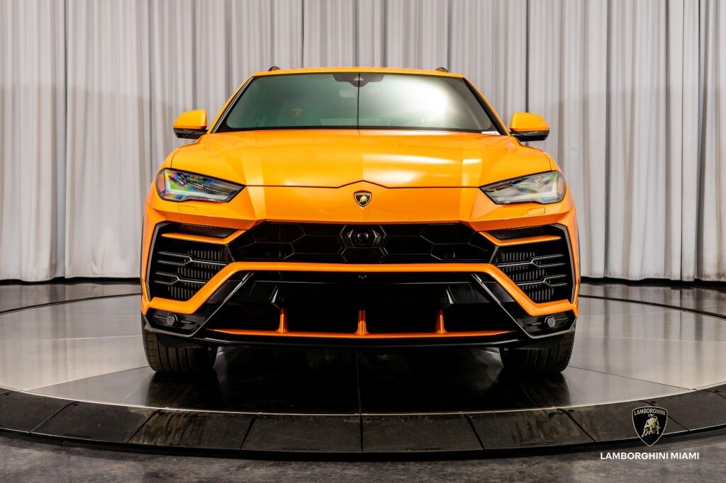 2022 Lamborghini Urus