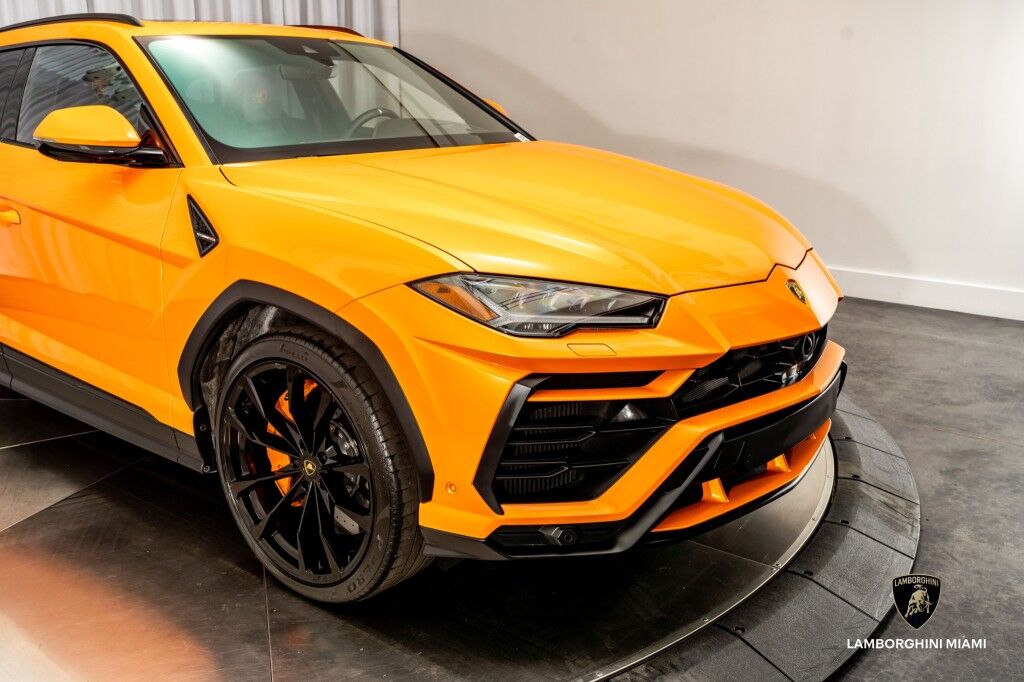 2022 Lamborghini Urus