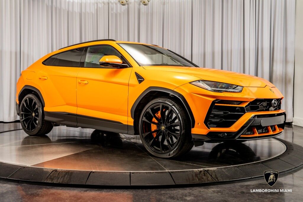 2022 Lamborghini Urus