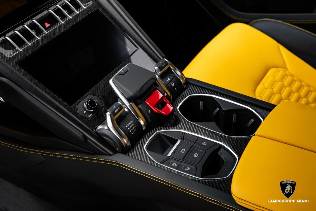 2022 Lamborghini Urus North Miami Beach FL