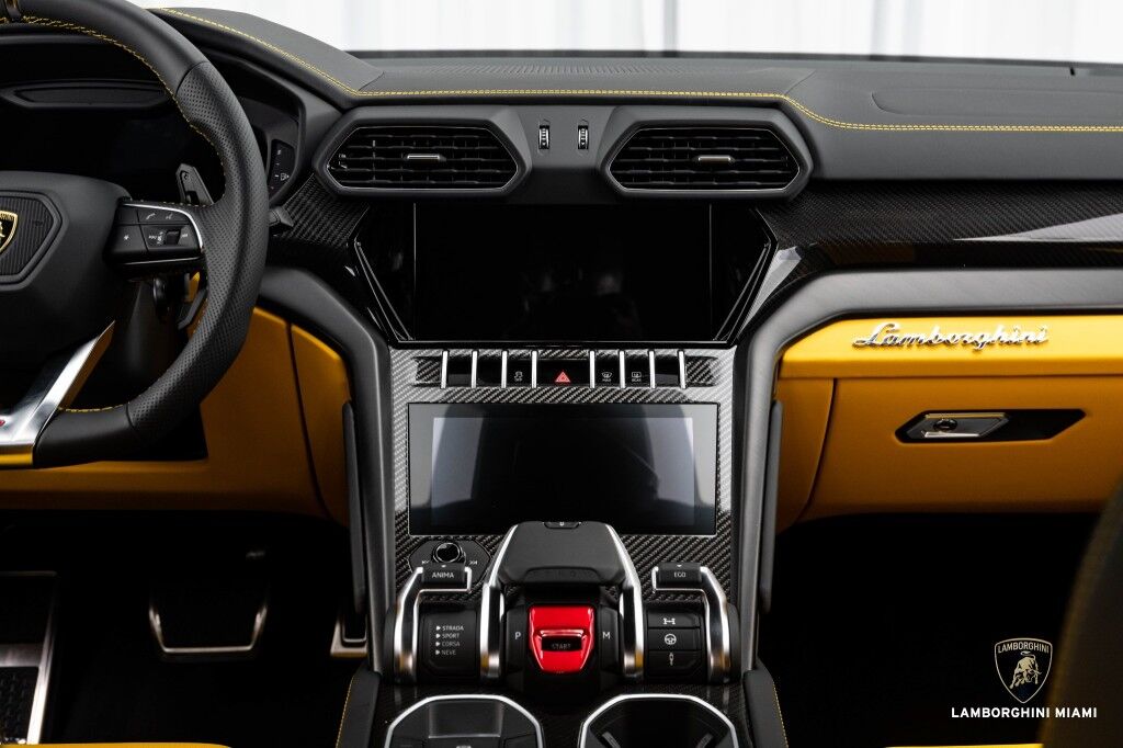 2022 Lamborghini Urus North Miami Beach FL