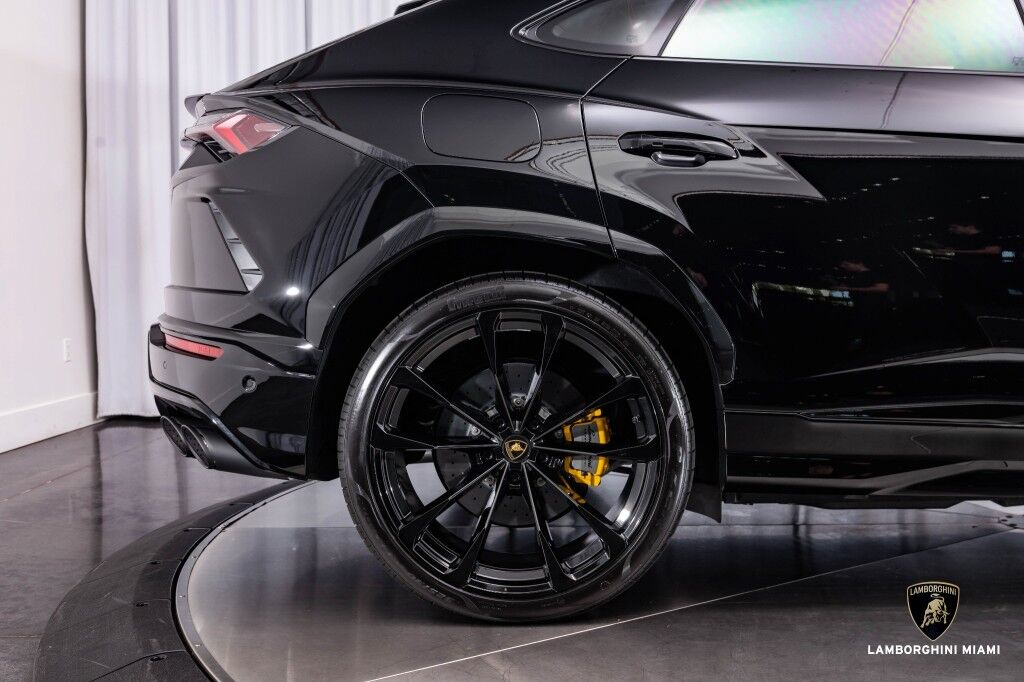 2022 Lamborghini Urus North Miami Beach FL