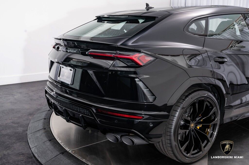 2022 Lamborghini Urus North Miami Beach FL