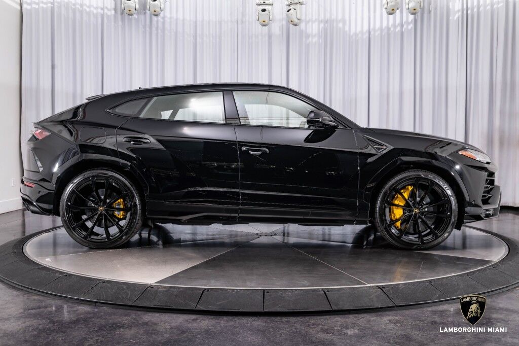 2022 Lamborghini Urus North Miami Beach FL