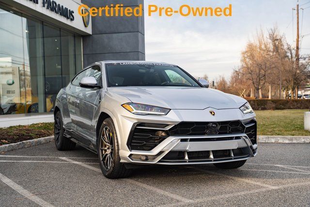 2022 Lamborghini Urus