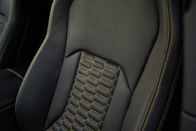 2022 Lamborghini Urus - Photo 28