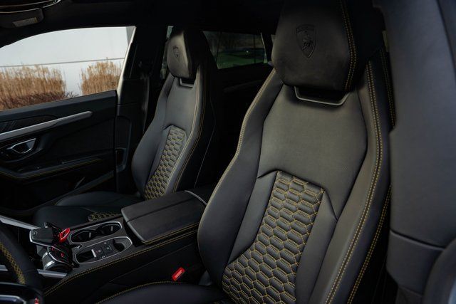 2022 Lamborghini Urus - Photo 27
