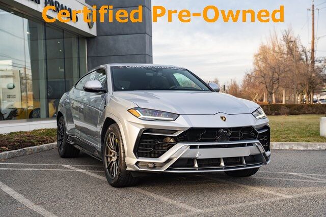 2022 Lamborghini Urus