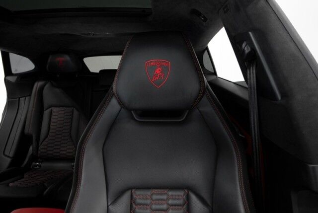 2022 Lamborghini Urus *$45,000 IN OPTIONS* *1-OWNER* *BI-COLOR SPORTIVO INTERIOR* San Diego CA