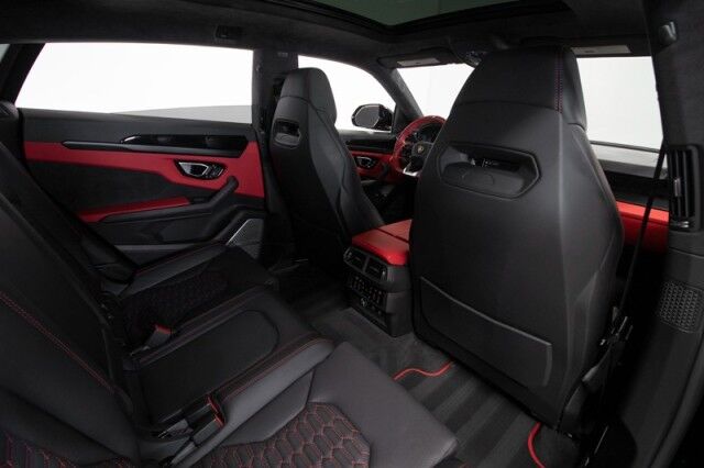 2022 Lamborghini Urus *$45,000 IN OPTIONS* *1-OWNER* *BI-COLOR SPORTIVO INTERIOR* San Diego CA